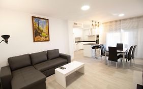 GuestReady - Plaza de toros -EDIF BAHIA Granada I